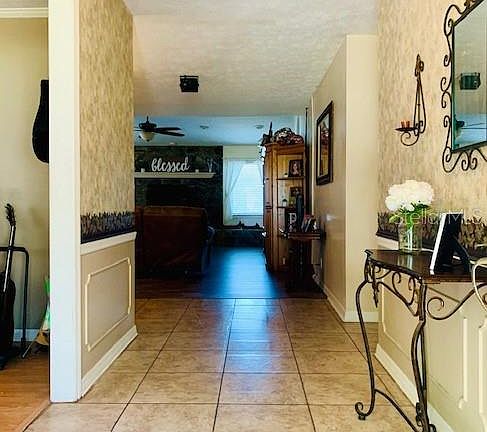 5th image of 3605 W Newsome Dr