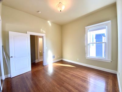 923 Capp St #0 - Image 3