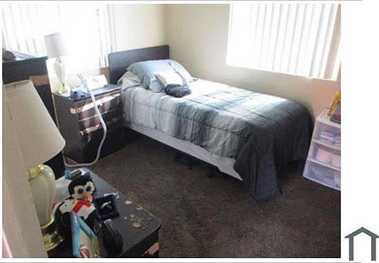 5th image of 3682 Euclid Ave