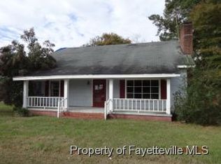 9443 Academy St, Linden, NC 28356