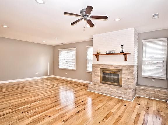 2nd image of 5355 Arlington Dr W