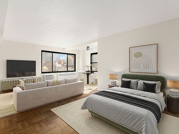 4th image of 200 E 36th St APT 12A