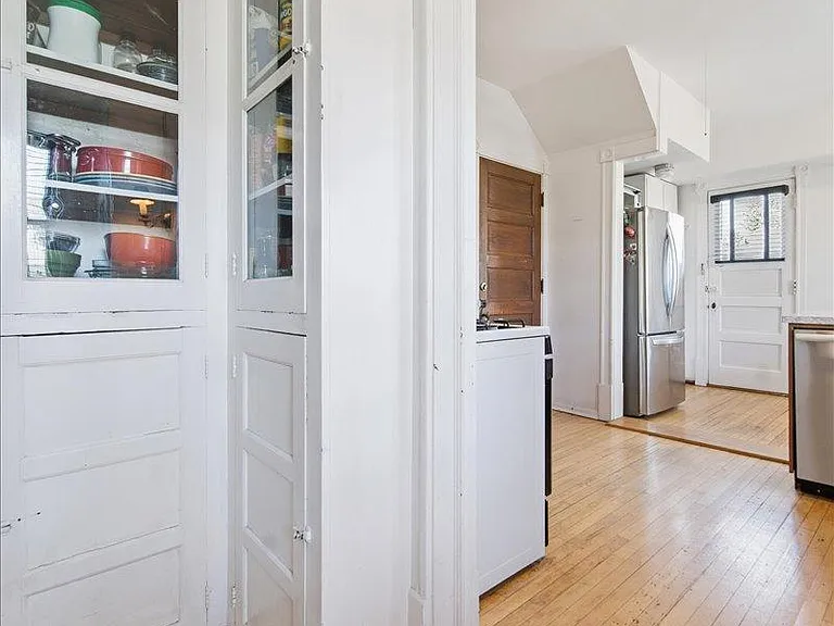 1768 Fremont Ave S — Photo 19