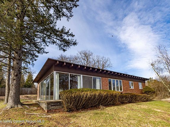 3rd image of 129 W Camp Church Road