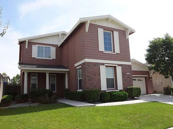 2nd image of 1210 Imperial Lily Dr
