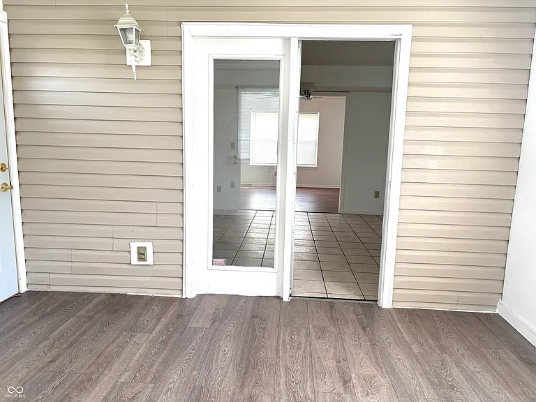 11052 Oakspring Dr — Photo 12