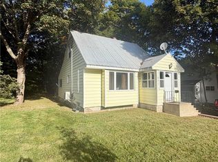 631 Mitchell St, Fredericton, NB E3B3S7