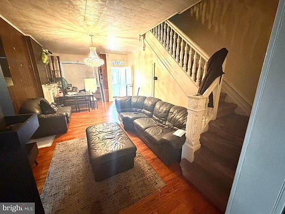 3rd image of 1431 Perkiomen Ave
