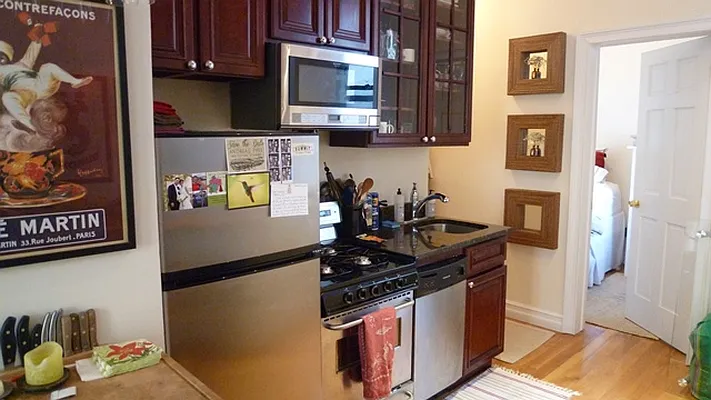 Rented by (Legacy) NY Quality Living Uptown | media 25