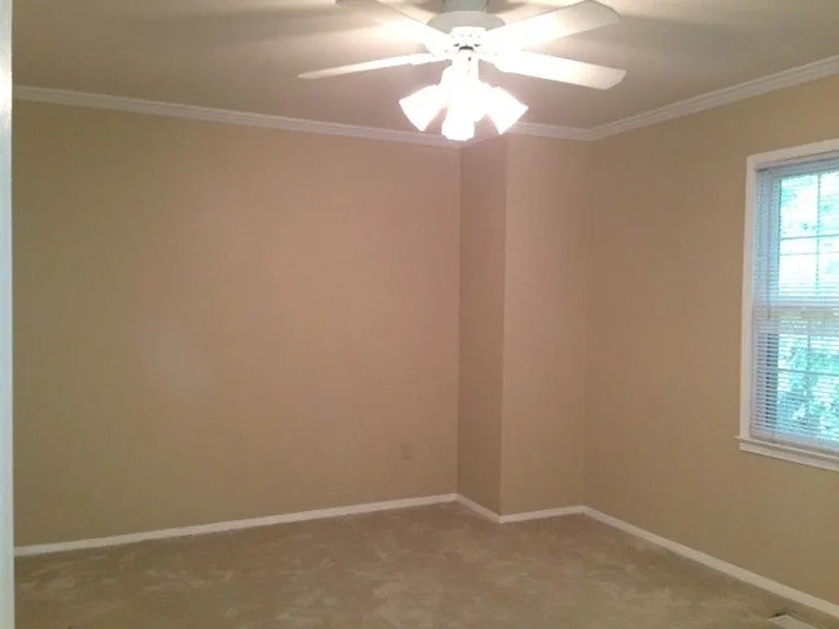 11965 Heathcote Ct — Photo 3