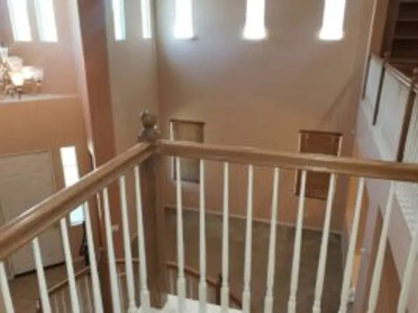 8260 Golden Poppy Rd, Riverside, CA 92508