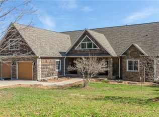 284 Waterglyn Way, Nebo, NC 28761