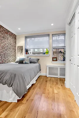 Rented by Cooper & Cooper Real Estate | media 7