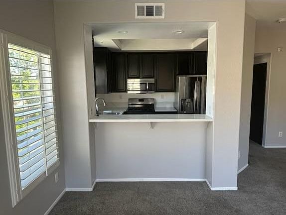 4th image of 1003 S Stresa Way