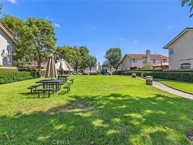 13668 Kingsbridge St — Photo 33