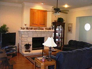 3rd image of 1600 Teller Bell Ln