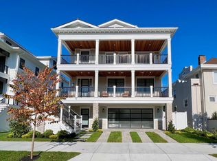 15 N Quincy Ave, Margate, NJ 08402