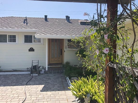 2nd image of 2367 Osborne Ave