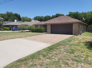 216 Leuty St, Justin, TX 76247