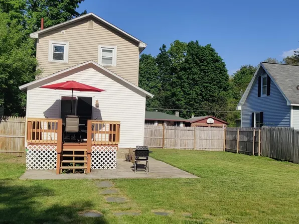 129 Jefferson St, Saratoga Springs, NY 12866