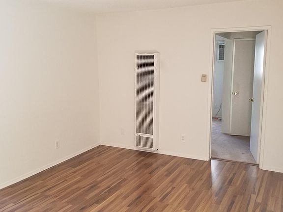 2nd image of 1711 Granville Ave