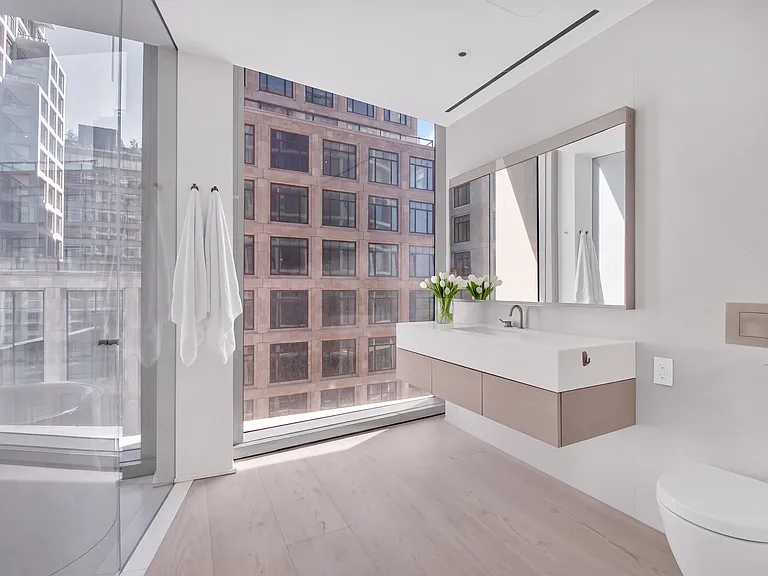 160 Leroy St #8AS — Photo 10
