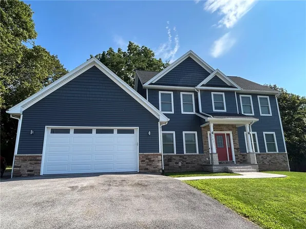 767 Latta Rd, Rochester, NY 14612