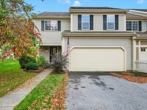 15 Cardinal Lane, Essex, VT 05452