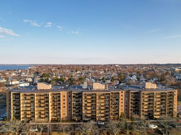 185 Quincy Shore Dr #46, Quincy, MA 02171
