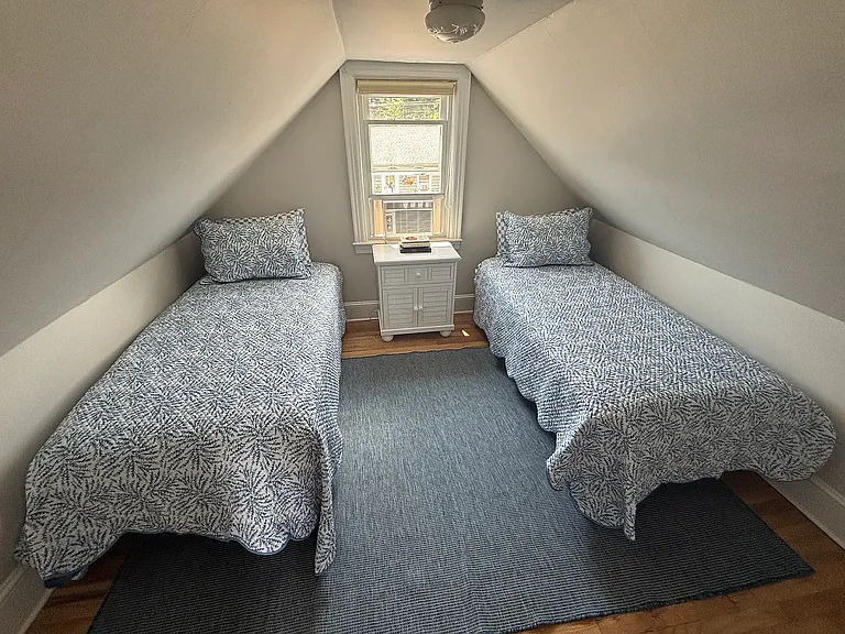 111 Cedar Ave — Photo 12