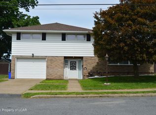 805 Marion Ln, Moosic, PA 18507