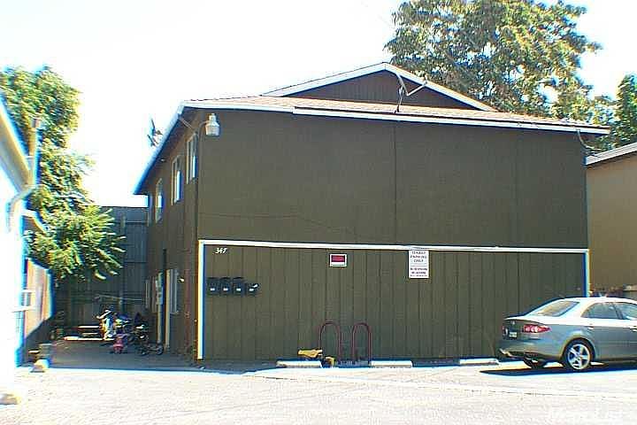 1st image of 347 S 3rd Ave