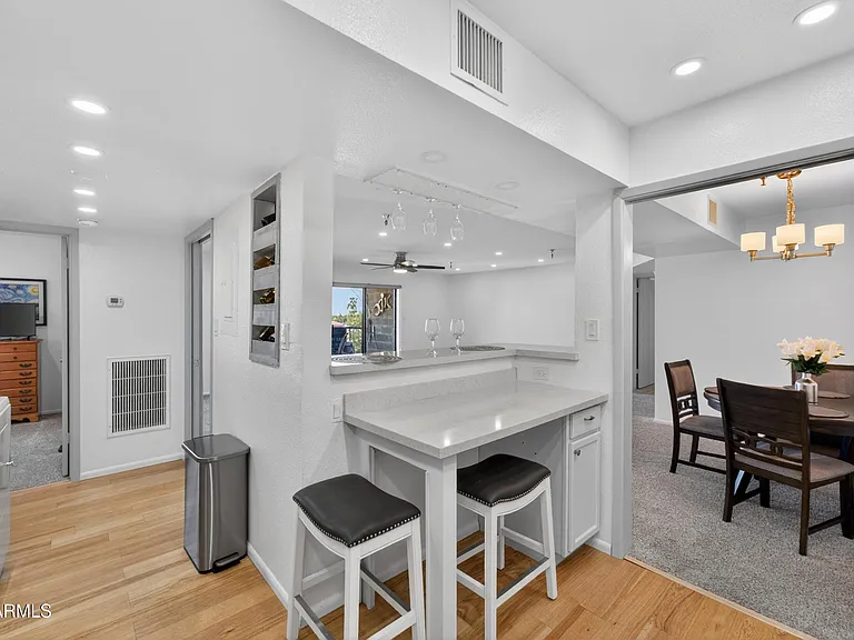 425 S Parkcrest #334 — Photo 8
