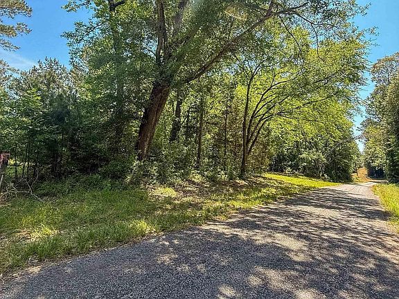 2nd image of 1329 County Road 2112