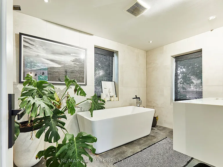 72 Sunnypoint Cres — Photo 25