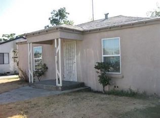 304 Santa Cruz St, Madera, CA 93637