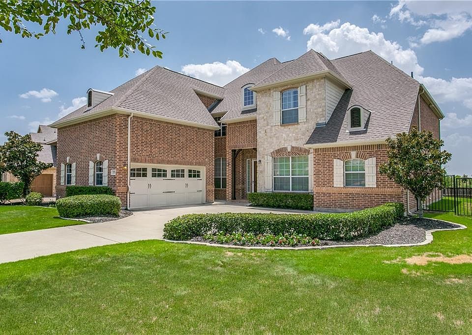 1st image of 4924 Bob Wills Dr