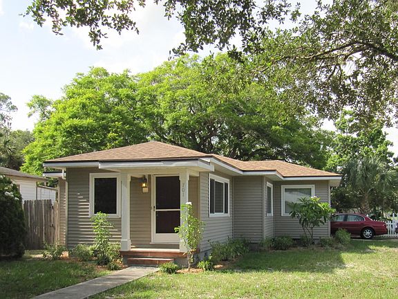 2nd image of 701 48th Ave N