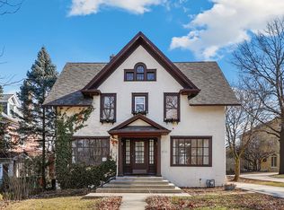 310 Nicholson St, Joliet, IL 60435