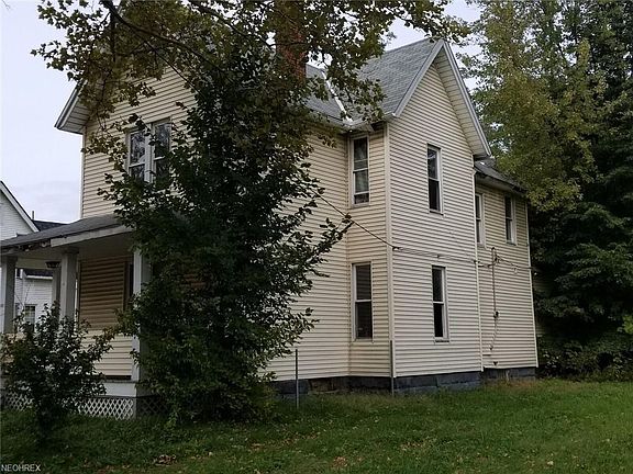 3rd image of 6001 Whittier Ave