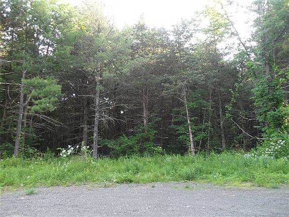 5th image of 2 Millbrook Ln