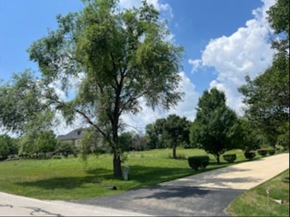5th image of 4N250 Augusta Dr