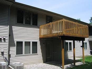 3rd image of 932 Ironwood Cir NW