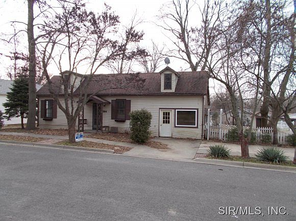 1st image of 564 W Lebanon St