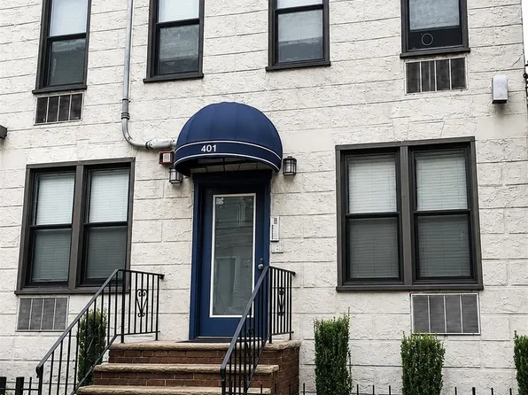 401 Monroe Street image 1 of 9