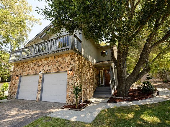 3rd image of 118 Viki Ct