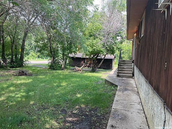 3rd image of 1250 12th St W