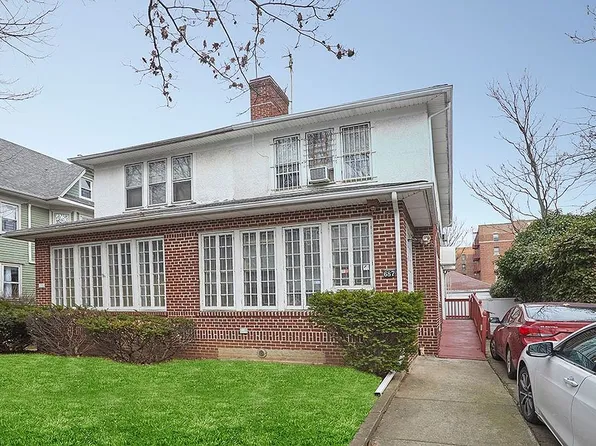 687 E 24th St, Brooklyn, NY 11210