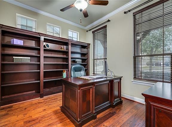 5th image of 4527 Cervinia Dr