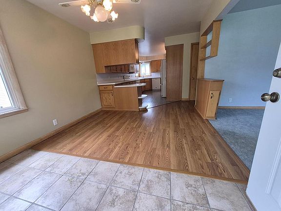 4th image of 708 S FELKER AVENUE
